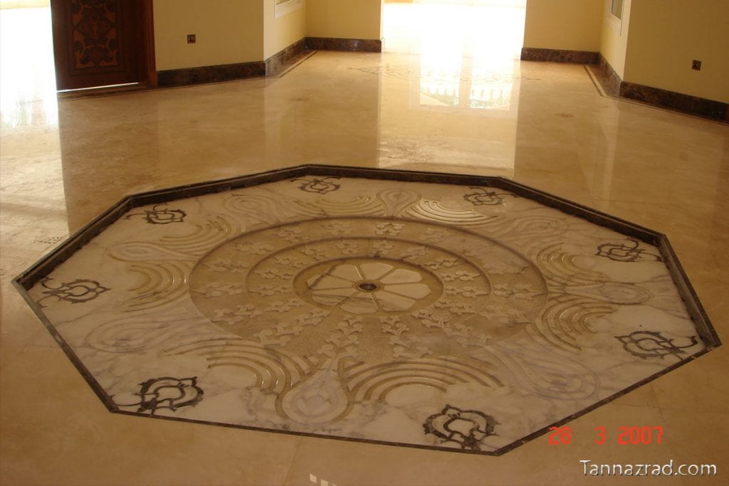 Floor fountain