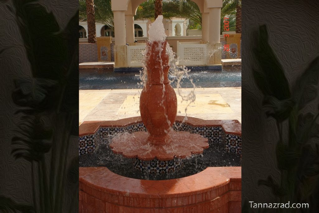 Red-fountain-2